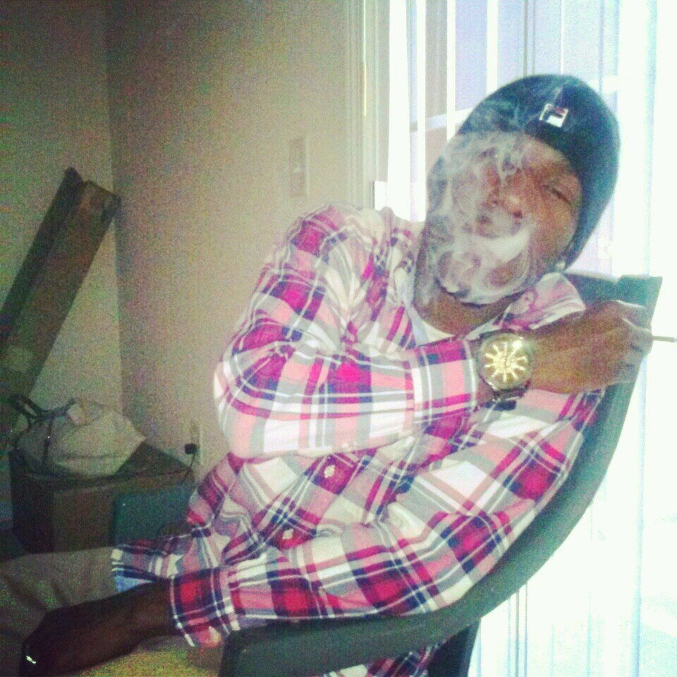 ”Push The Damn Button” And You Might Win A Prize!! Follow Me I Follow Back Jus Mention Me @Rockett_Power_ #TeamFollowBack #TeamLeo #IG: _Rockett21 #RatedNext