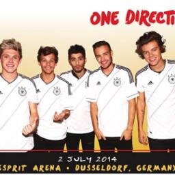 One Direction. 5SOS. Justin Bieber.