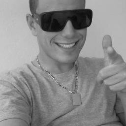 Facebook - http://t.co/4eKcVHkeg1
House Vibe 3.0- http://t.co/8NJVnNL3qp
Pergntas ? - http://t.co/cwpEhf9iEn