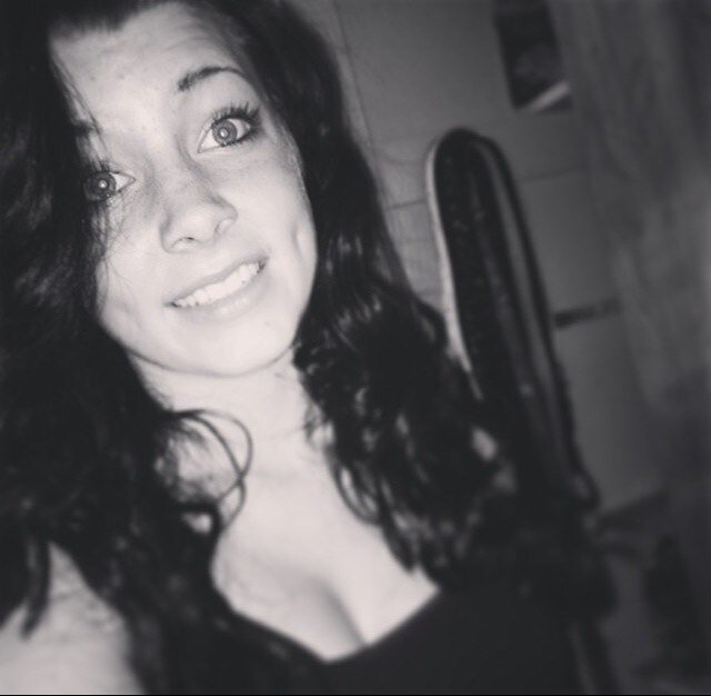 Kik - @CheyenneLynnxo_