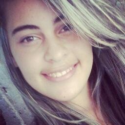 nome: Oda Gléccia / 15 anos / Namorando / Mossoró-RN / Wpp: (84) 94643235 / insta: @dinhagome_s :))'
