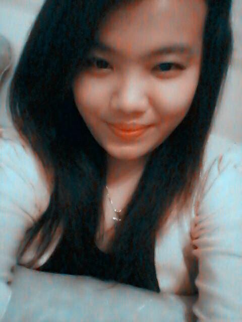 I'm Catholic Roma (†) 
Bachelor degree in law is my title 
Stay humble,be kindly,strong woman,smart n funny girl☺