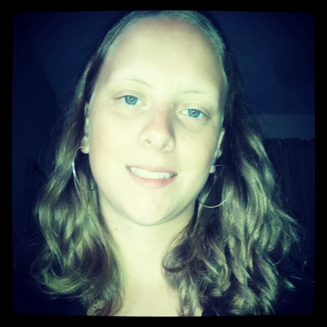 Doing me, if you fit into that great and if you can't handle that then sucks to be you but it was nice knowing you... Coldhearted bitch... Real me: @katfish_15