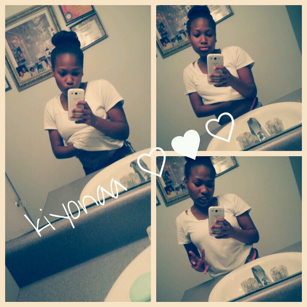 Hello Tweeps , im kiyona im , im C U T E / SHORT ;) ,also follow me ...Ayee Yo Im Her Sister @mustardddd_  Follow Me As-well !