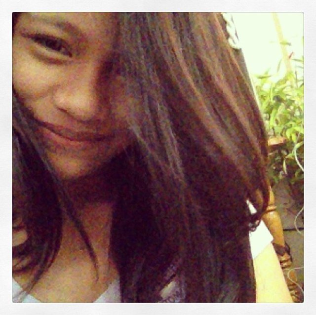 ManlapigErika's profile picture. LOVE, starts with smile, grow with a kiss, and ends with tears. :)