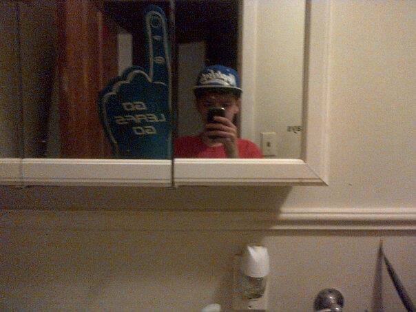 Play hockey love hockey follow ill follow back
