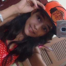 ''Eu cuido,corro atras,peço desculpas,me importo ma quando eu desisto ,pode crer,meu desapego e para sempre !