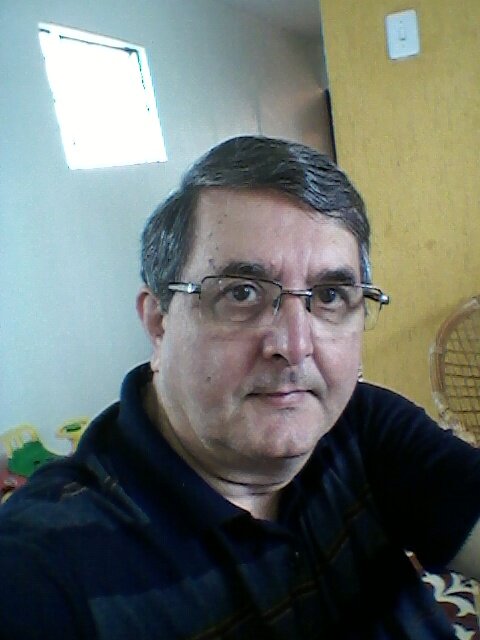 Amo minha família, amigos, colegas de trabalho. Gosto de ler (Bíblia, auto ajuda, Direito, Psicologia, Informática...). Fanáutico. Gosto de viajar. Ex BB.