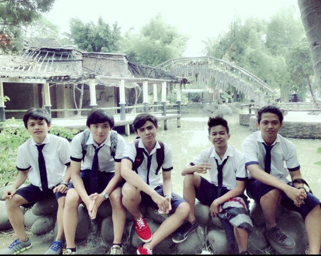 path : alvha rizy