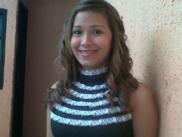 Odontologo, amo los animales y mi familia!