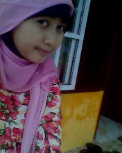 Sucikanlah wajahmu dengan sentuhan sentuhan air wudlu, dan tenangkanlah fikiranmu dengan bacaan-bacaan Al-Qur’an. | Always Support @chandkelvin ƪ(˘⌣˘)ʃ :* :) ♥