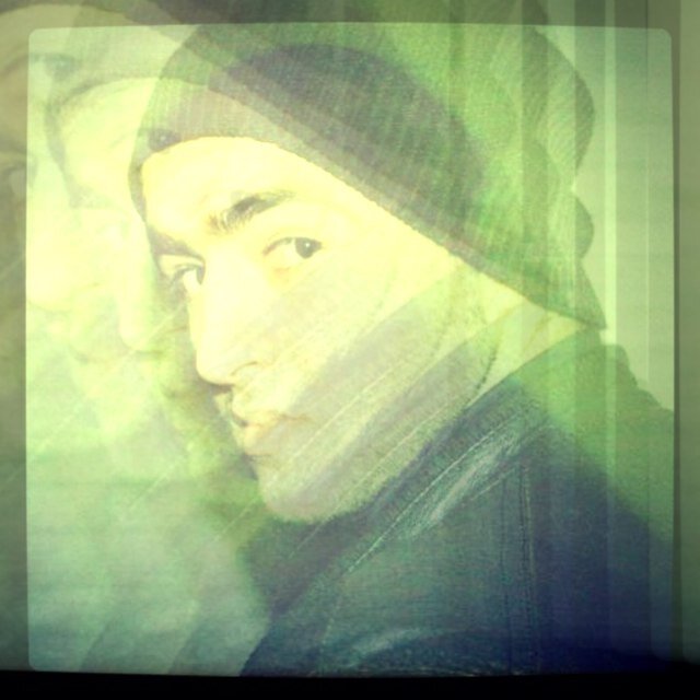 thinkdifferen15's profile picture. 