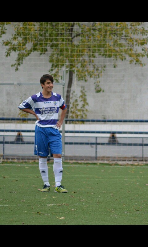 5.Ver tu sonrisa me da energia para hacerte tonterias @superporqui4:) / Centrocampista, n°6, Jugador de UDAracena  / instagram: jesusgarcia5