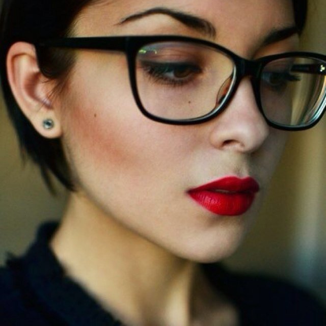 efendieva_ju's profile picture. 