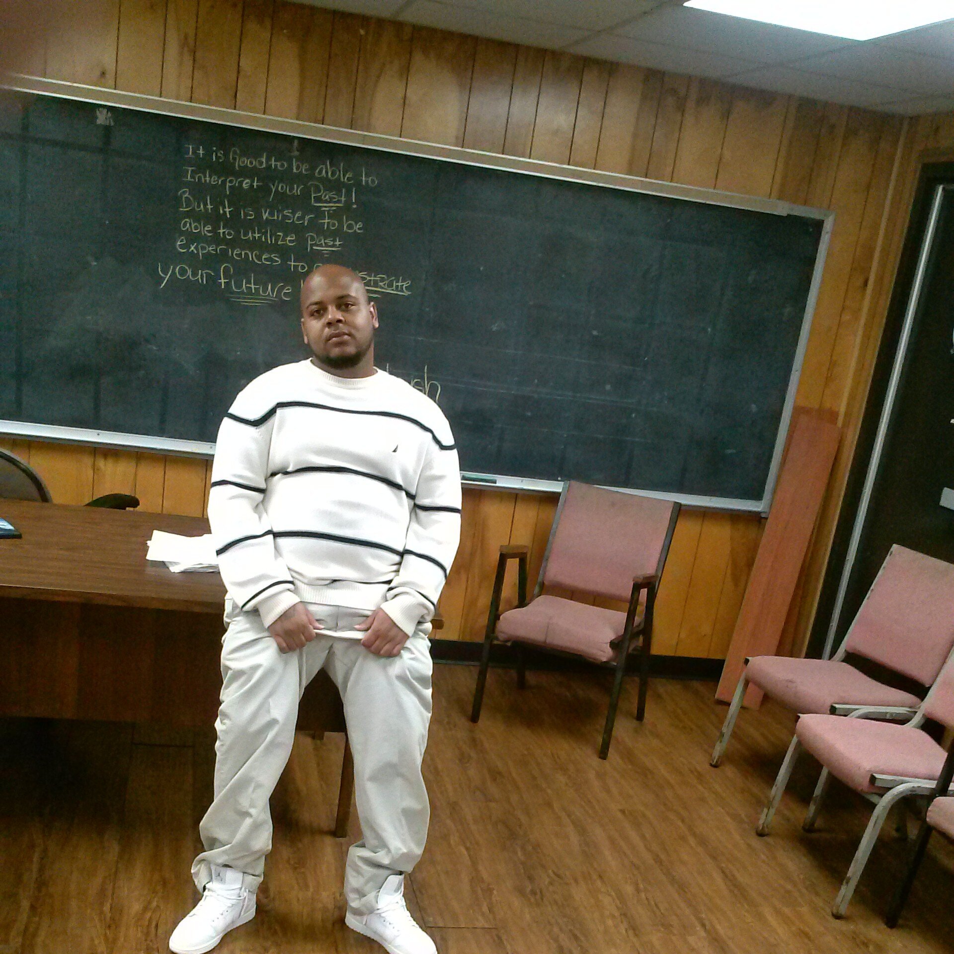 They call me baby joe I rep TMG to da fullest I got a whole team behind me I shine they shine...$.I.P  young $tackz