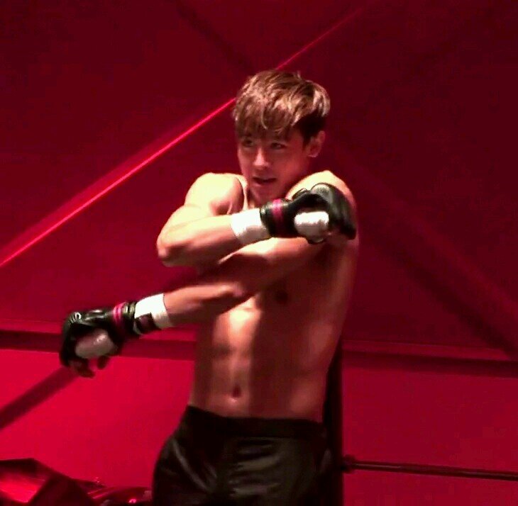 @ClubSoul_RP | Nichkhun a Bartender | DM is always open |