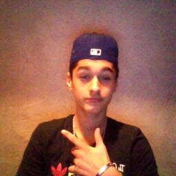 Célibataire ♥♥♥
Le foot *__* ♥♥♥