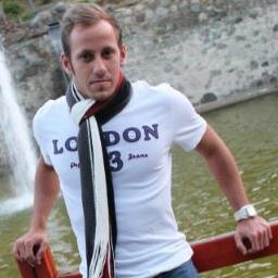 Canario, 32
 años, ¿biografía? No tengo, porque no importa que hice, ni que fui, solo la huella que voy dejando. Seguidor del motor, deporte, tecnologias y mas!