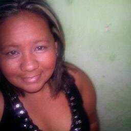 muy sincera y amable,no me gusta la hipocresia