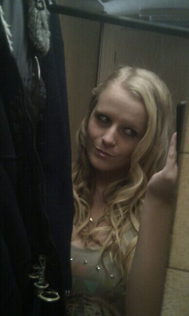 ♥.08-06-12 hou dood veel van hem wil hem nooit meer kwijt hij is me alles ♥.     19-03-96.  Houvanjullie♥.