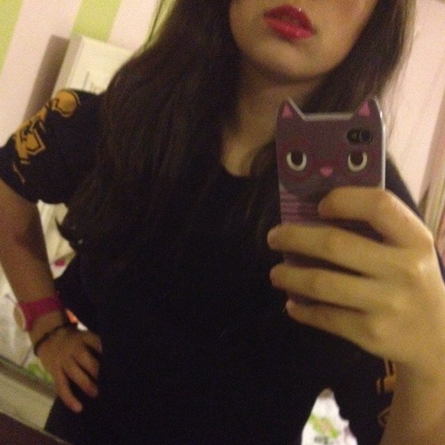 Im just a city gal called nadeen, nothin more nothin less. Worse than everyone else, at least thats what i think.