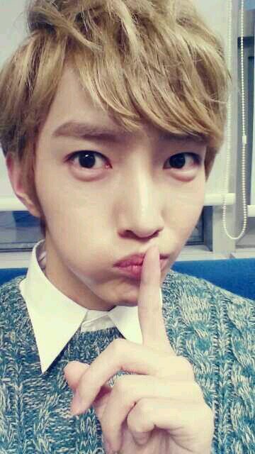 Hi ! I love & support  JaeHyung 0402 :) My birthday is 0406 ﾌﾌ And I love A-JAX,DSP,KARA,RAINBOW,Kim Hyun Joong …Kpop !!