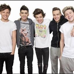 hi sunshine follow @Carladorable_ please xx
