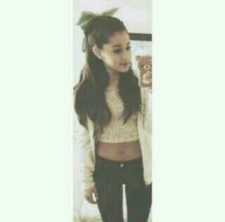 follow @grandephase for this free follow? no need to follow this acc. tysfm ily'all :) Xxx