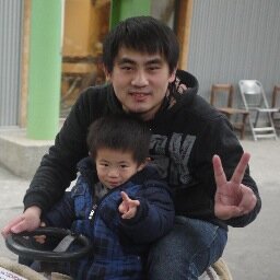KuangHsing's profile picture. A father love 3C, playing game.