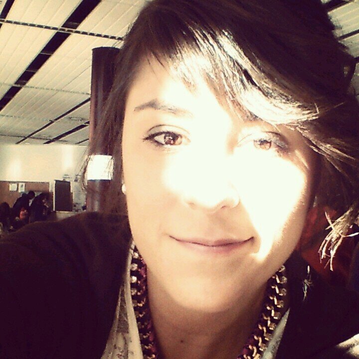 Consultora y distribuidora Mary Kay Madrid sur. Impartidora de clases de belleza y distribuidora de productos. Contacte conmigo en el 663771623 :)