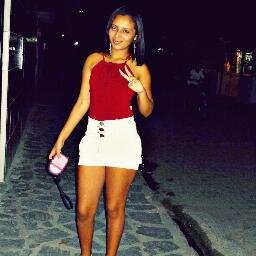 → euu ?! αquelα que você NUNCA SERÁ ! (y) ' vcês riiem de mim por eu ser diferente , e eu rio de vcês por serem todos iguais ! . HOHO²'