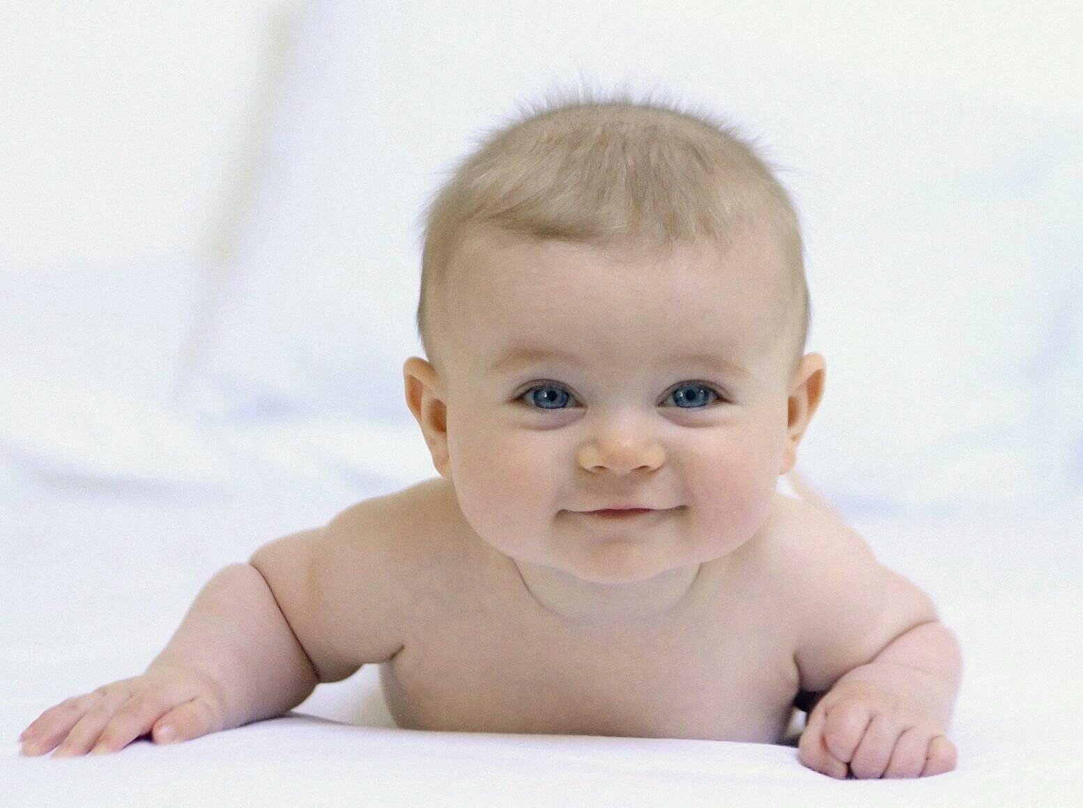 8 meses. Hijo de Brittany, y la quiedo mucho.