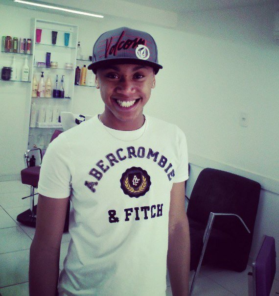 sou assim se voce não gosta foda se não estou aqui para agradar ninguem #ilovegays #musicas #nutella #friends #family