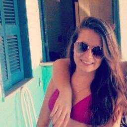 A última mulher que andou na linha, o trem pegou!