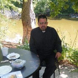 Sacerdote católico
de Guatemala