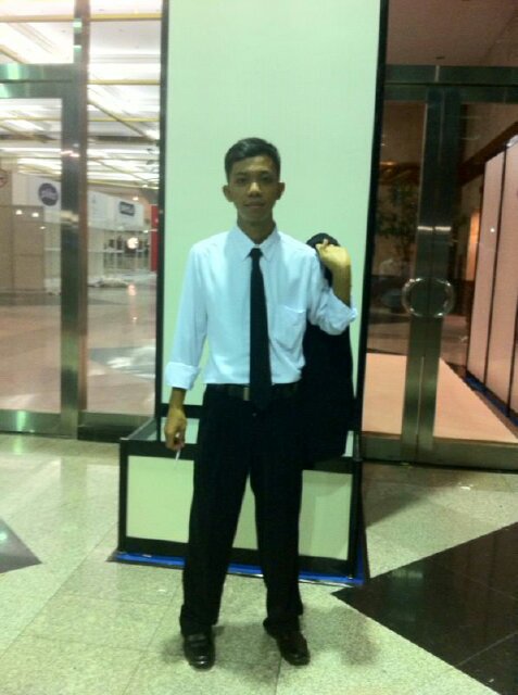 El_Ansory_06's profile picture. Rocket ship builder, pizza expert, loves the Giants, parent.