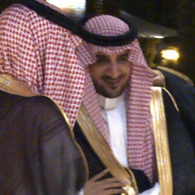 الھٓدوء فن! فإذا كنت فنانًا في هدوئك أصبحت مُبدعًا في كلامك!»