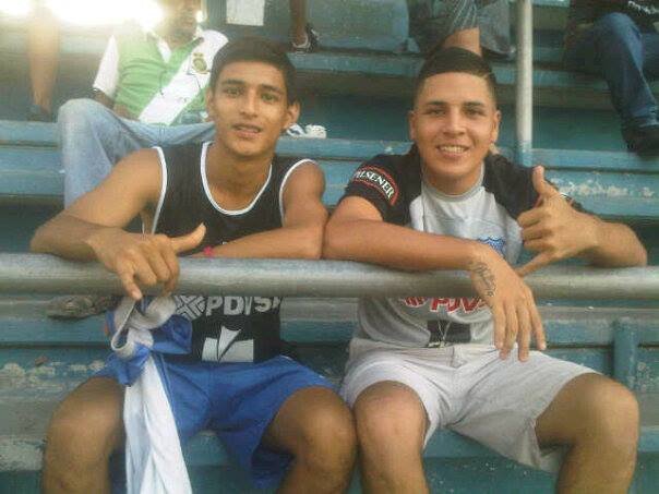 Emelec♥      Pin:230D1377