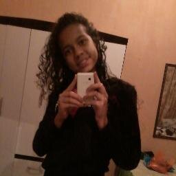 as BOCAS FALAM DE MIM , AS BOAS ME BEIJAM !' : )