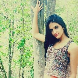 14 anos , Sou simpática *-*