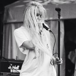 MrFolden's profile picture. ::The Pretty Reckless:: (http://t.co/lZSLGCqIw4)