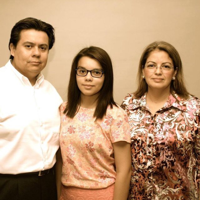Es un ministerio que surge como un proyecto de la familia Luna-Garza y que nace de la necesidad de compartir con todos ustedes la preocupación por la familia.