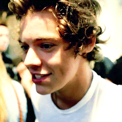 Breaks a billion hearts