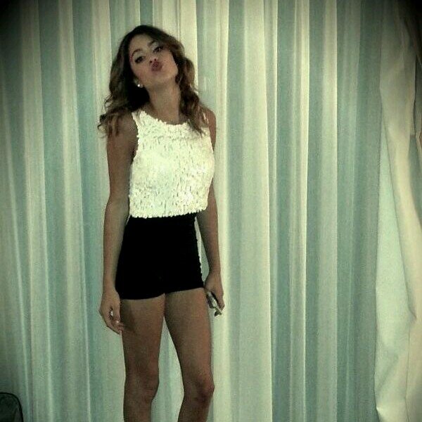 Me encanta violetta cuenta de fans oficial de Creo