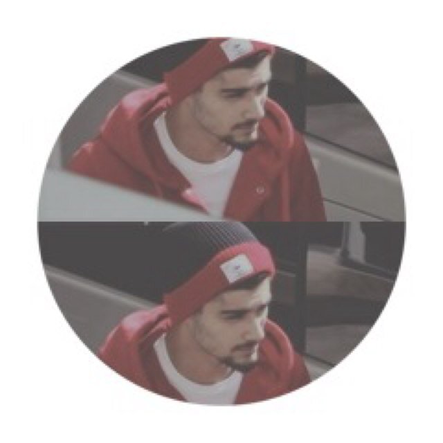 @batzouis just gave you a free follow
she follows back