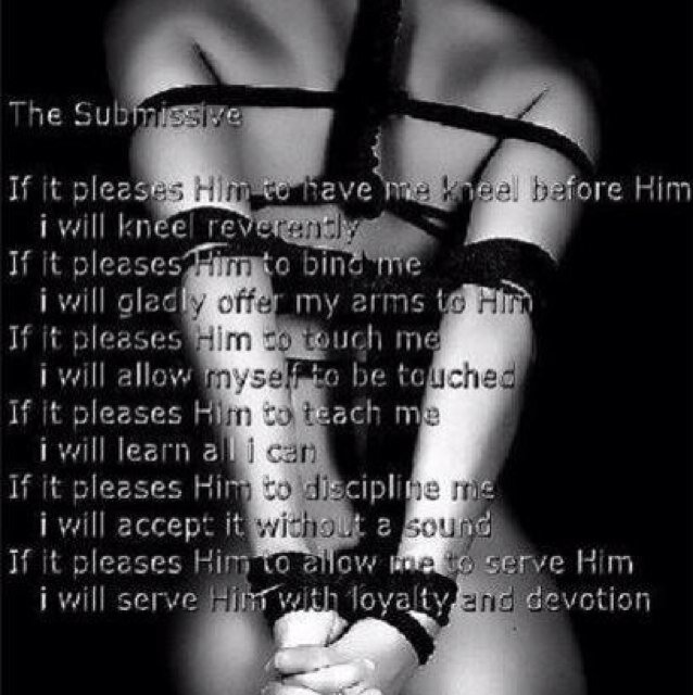 Ms Selina is on her knees waiting for her Master. (RP 21+)