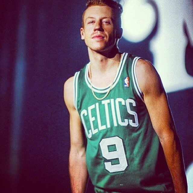 This is a fan page for all those Macklemore and ryan lewis fans out there