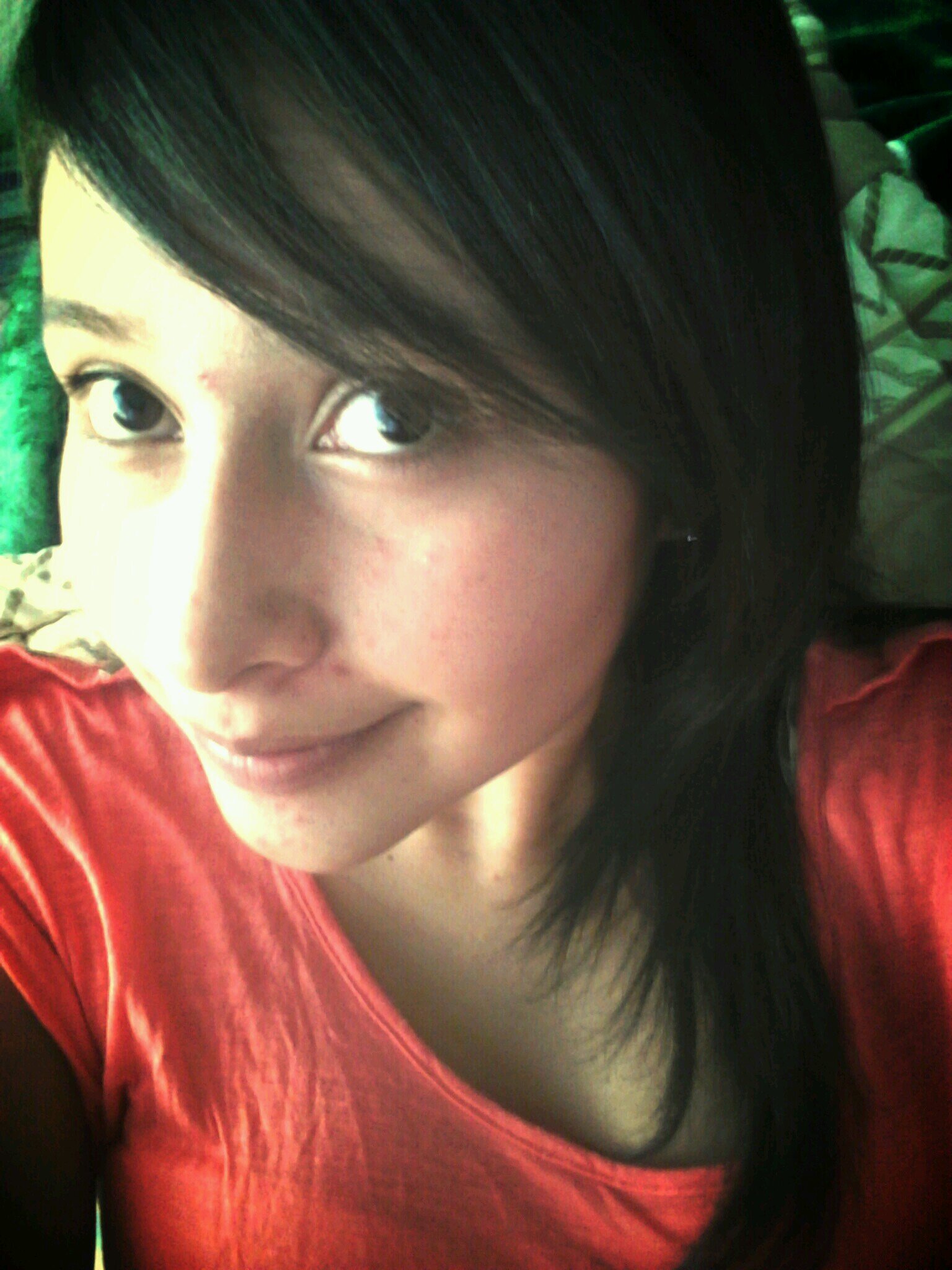 hey tu 3 :) sonríe.                instagram annegarcia97
