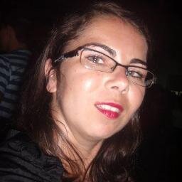 Meu nome é  Betania Medeiros,amo crianças e animais,moro na cidade de Cuité, sou cuiteense com todo orgulho.