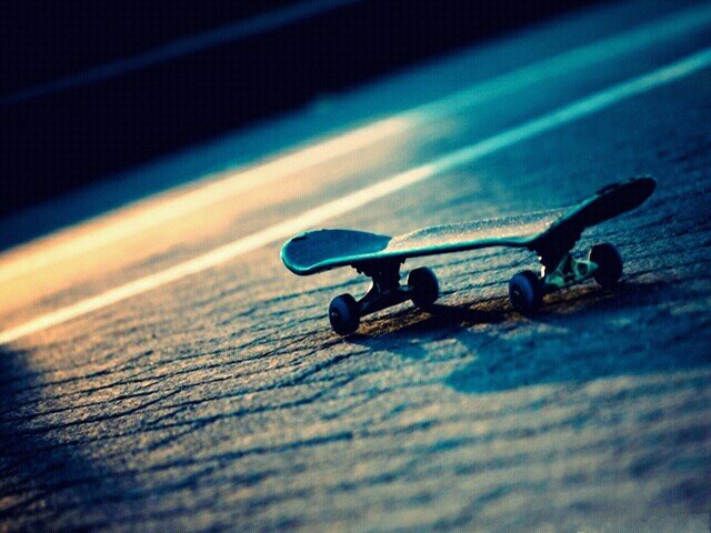 (live to skate or skate to live) !!!Niver give up!!!